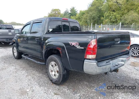 2005 Toyota Tacoma Prerunner V6 z USA, uszkodzony, nr VIN 3TMJU62N65M005888